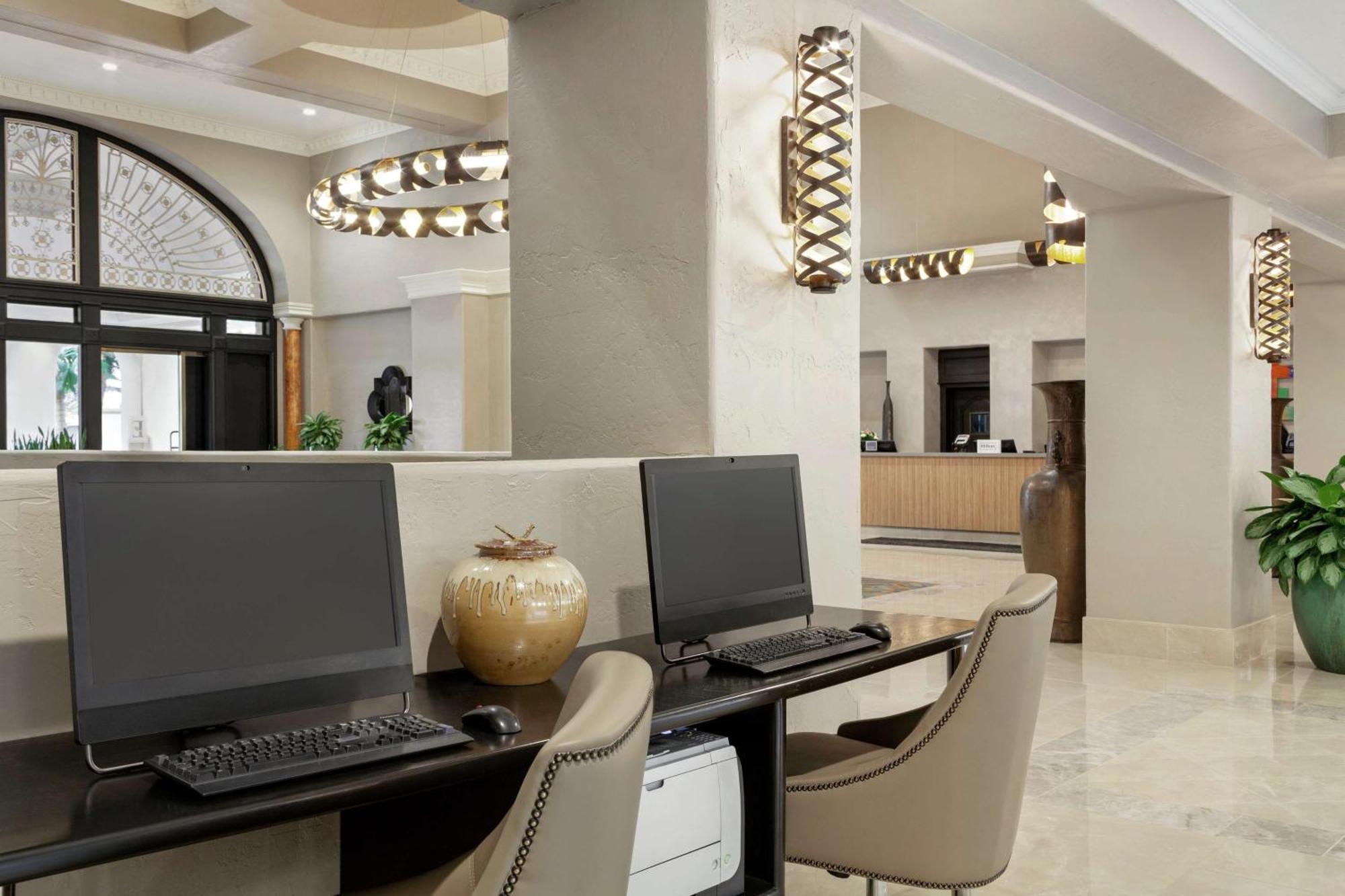 Embassy Suites By Hilton Santa Ana Orange County Airport Exteriör bild