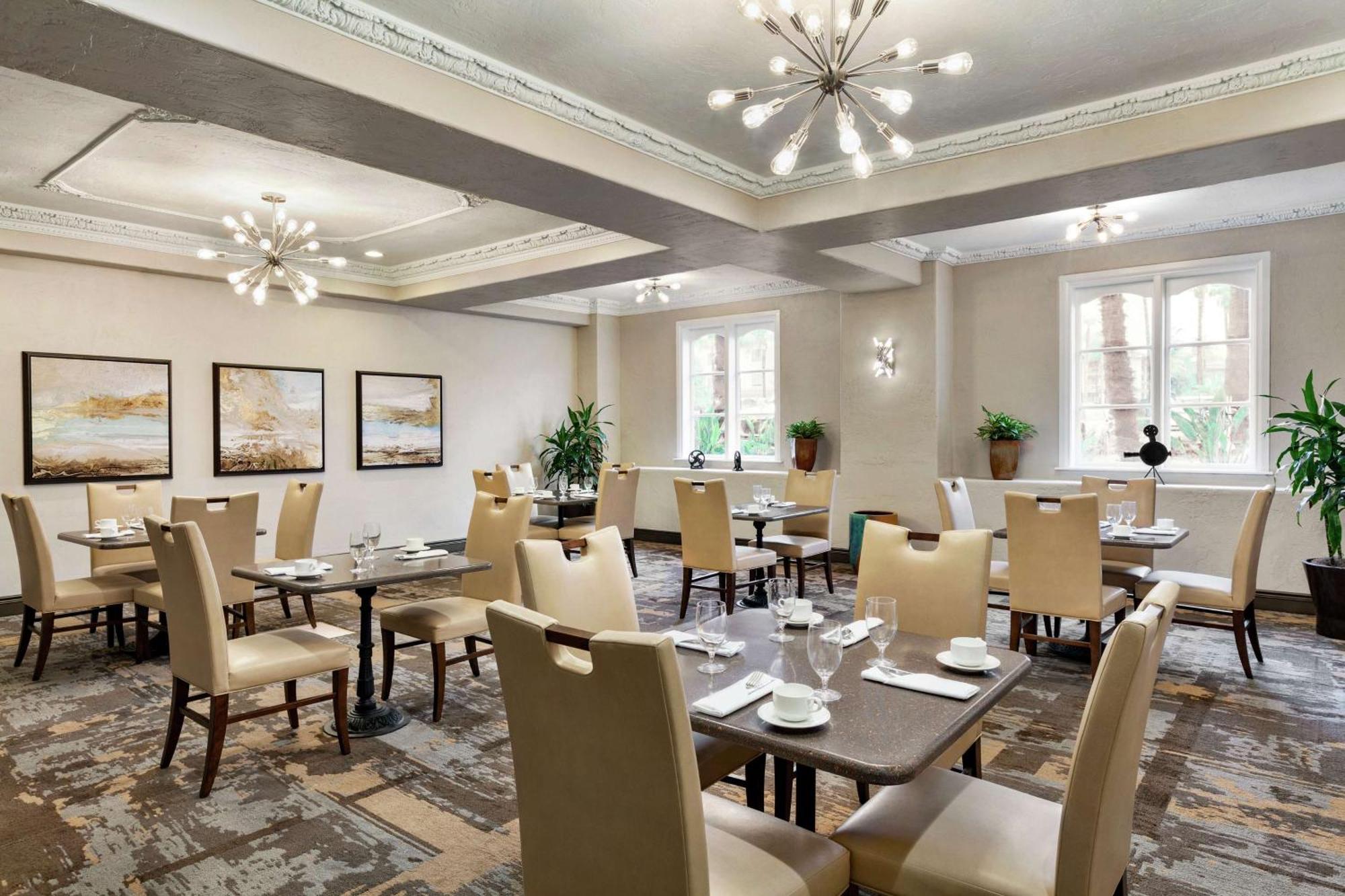 Embassy Suites By Hilton Santa Ana Orange County Airport Exteriör bild
