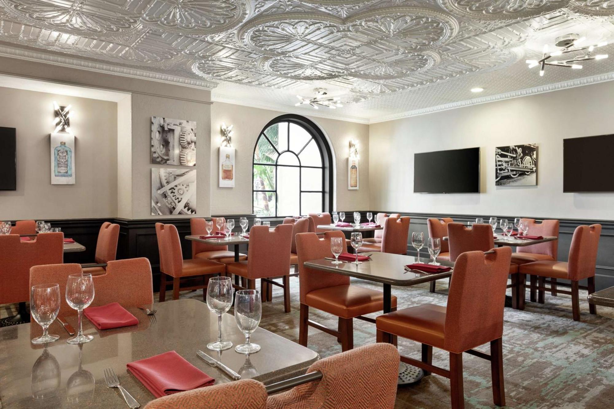 Embassy Suites By Hilton Santa Ana Orange County Airport Exteriör bild