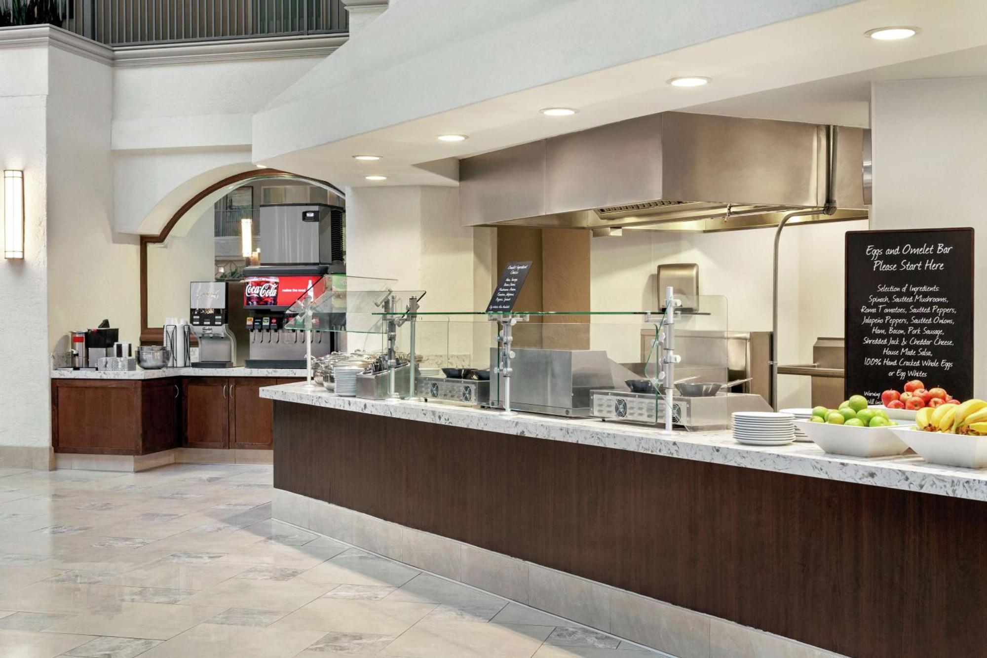 Embassy Suites By Hilton Santa Ana Orange County Airport Exteriör bild