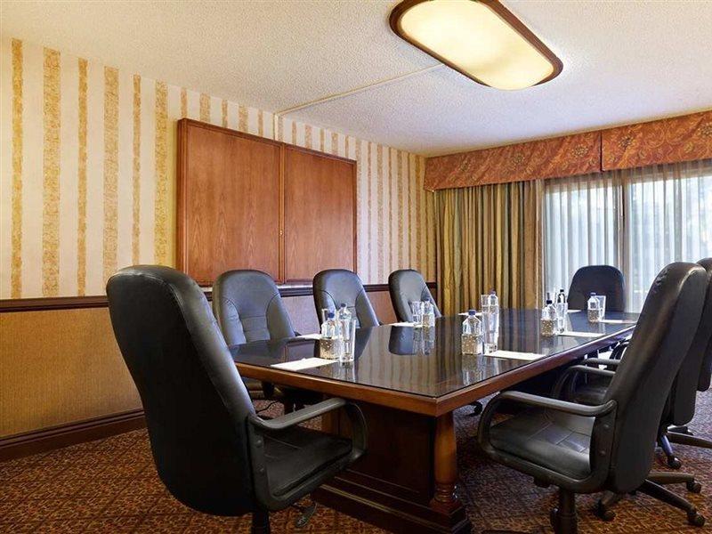 Embassy Suites By Hilton Santa Ana Orange County Airport Exteriör bild