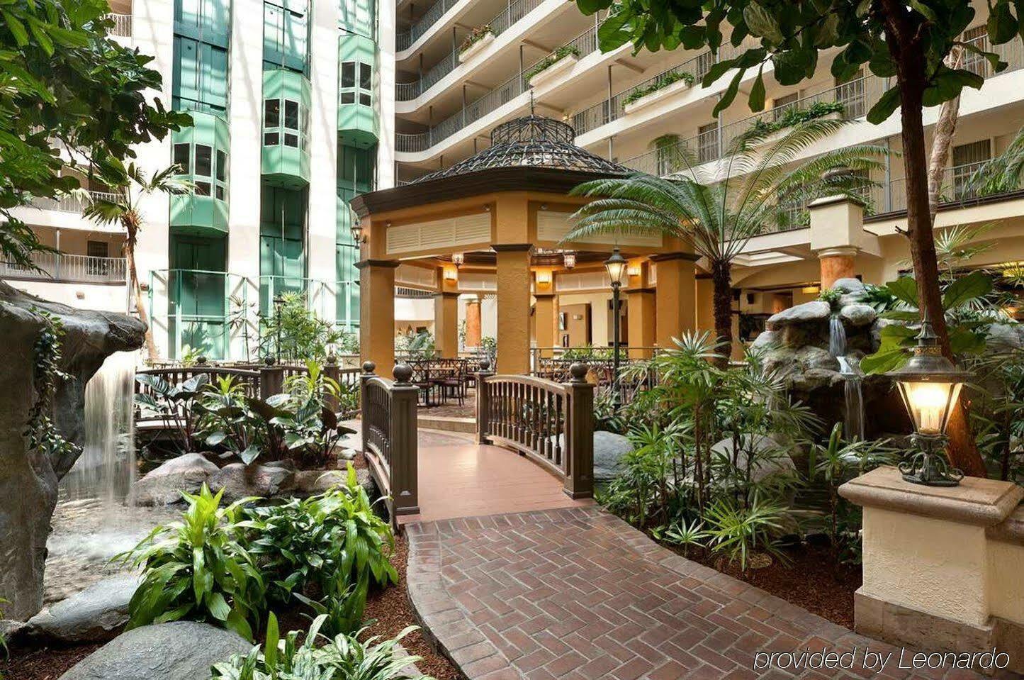 Embassy Suites By Hilton Santa Ana Orange County Airport Exteriör bild
